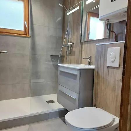 Joli T2, La Clairiere Du Lac, Rez De Jardin, Terrasse Fermee, Parking Διαμέρισμα