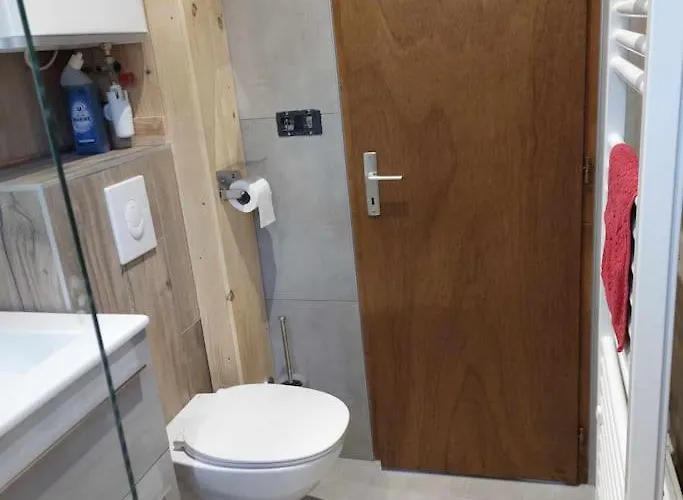 Joli T2, La Clairiere Du Lac, Rez De Jardin, Terrasse Fermee, Parking 아파트